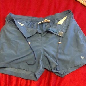 Body Glove NWOT short